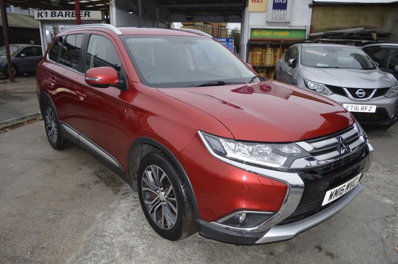 MITSUBISHI OUTLANDER