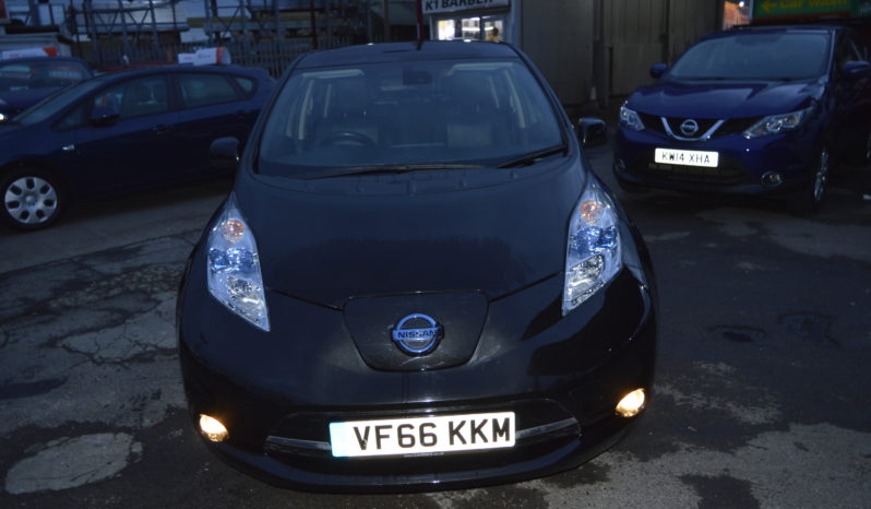 NISSAN LEAF 80kW Tekna 30kWh 5dr 2017 Auto ONE OWNER SAT NAV ULEZ NO CONGESTION CHARGE