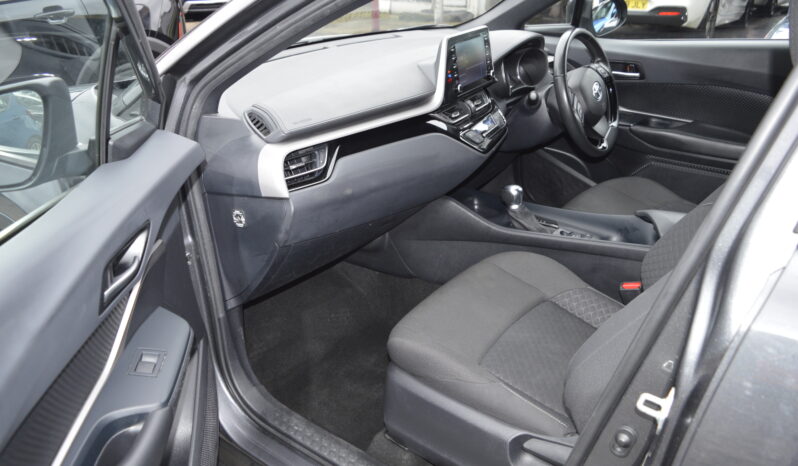 TOYOTA C-HR 1.8 Hybrid Icon 5door CVT 2020 AUTOMATIC ONE OWNER ULEZ COMPLIANCE full
