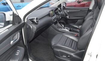 MG MG HS 1.5 T-G DI 16.6 kWh Exclusive Auto Euro 6 (s/s) 5dr 2021 PHEV AUTO ONE OWNER SAT NAV SUNROOF full