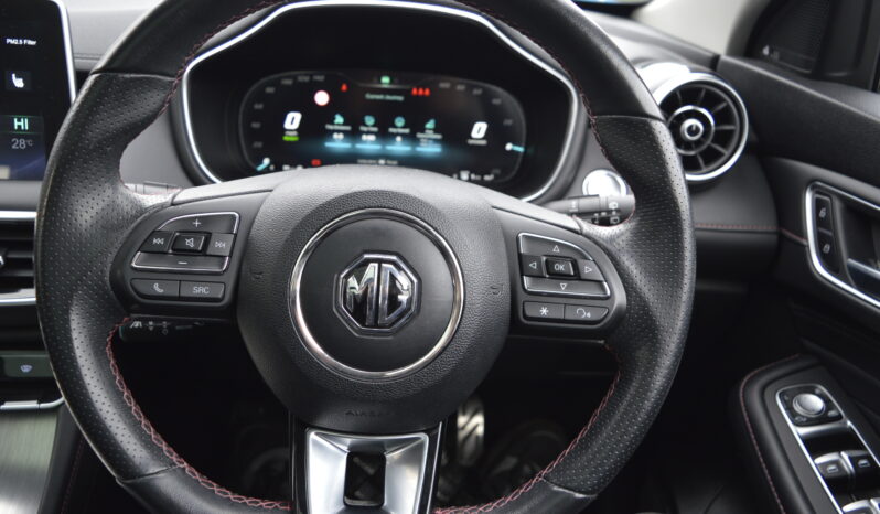 MG MG HS 1.5 T-G DI 16.6 kWh Exclusive Auto Euro 6 (s/s) 5dr 2021 PHEV AUTO ONE OWNER SAT NAV SUNROOF full