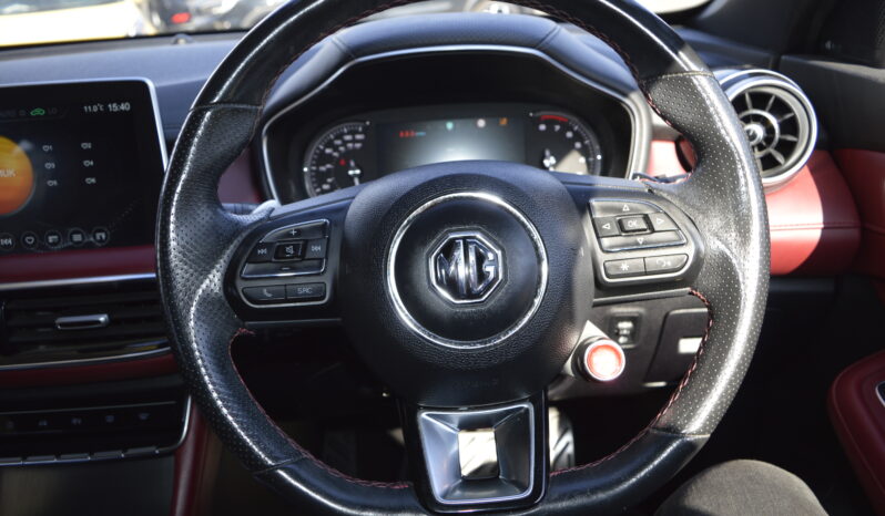MG MG HS 1.5 T-GDI Exclusive DCT Euro 6 (s/s) 5dr PETROL 2020 AUTO ONE OWNER SAT NAV PANAROMIC ROOF full