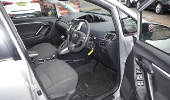 Toyota Verso 1.8 V-Matic Icon Multidrive S Euro 5 5dr PETROL 2014 AUTOMATIC SAT NAV 7 SEATS ULEZ full