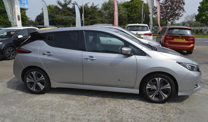 Nissan Leaf 40kWh Tekna Auto 5dr ELECTRIC 2018 AUTOMATIC SAT NAV LEATHER INT full