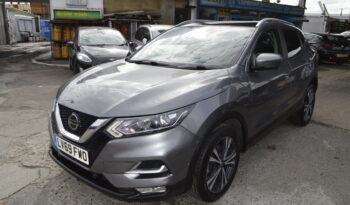 Nissan Qashqai 1.5 dCi N-Connecta DCT Auto Euro 6 (s/s) 5dr AUTO ONE OWNER PANAROMIC ROOF full