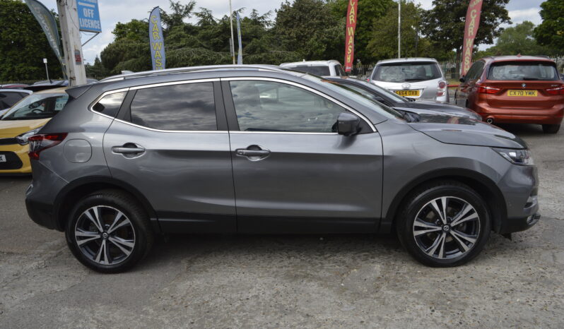 Nissan Qashqai 1.5 dCi N-Connecta DCT Auto Euro 6 (s/s) 5dr AUTO ONE OWNER PANAROMIC ROOF full