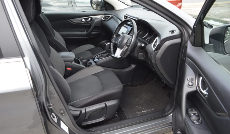 Nissan Qashqai 1.5 dCi N-Connecta DCT Auto Euro 6 (s/s) 5dr AUTO ONE OWNER PANAROMIC ROOF full